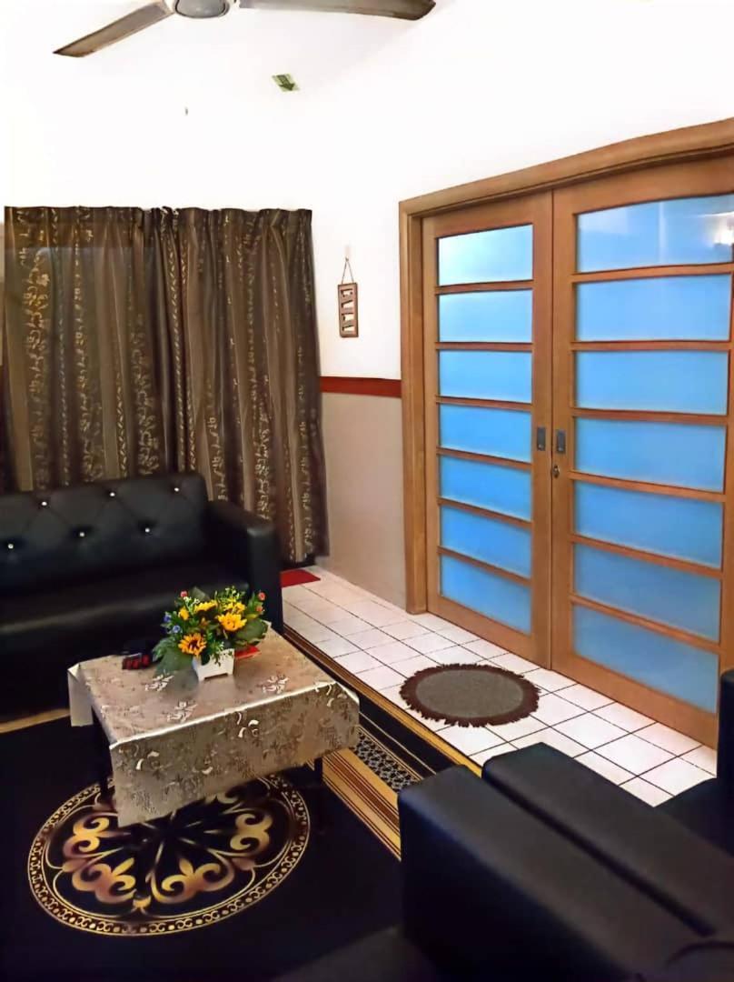 Bidadari 4 Islamiclagoon Homestay Port Dickson Esterno foto