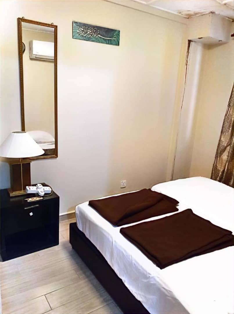 Bidadari Lagoon 4 Islamic Homestay Port Dickson Esterno foto